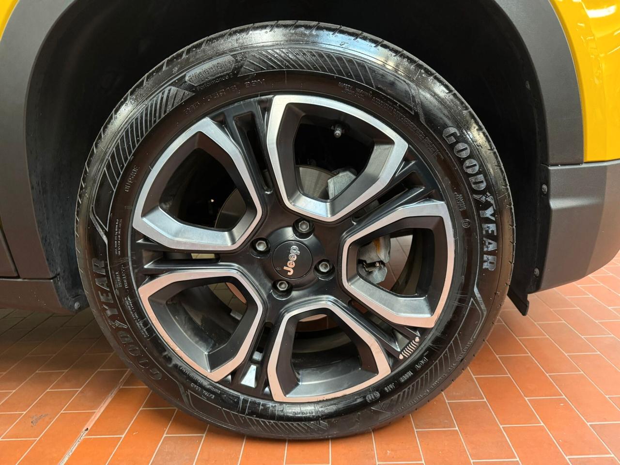 Jeep Avenger 1.2 Turbo 100 CV Summit