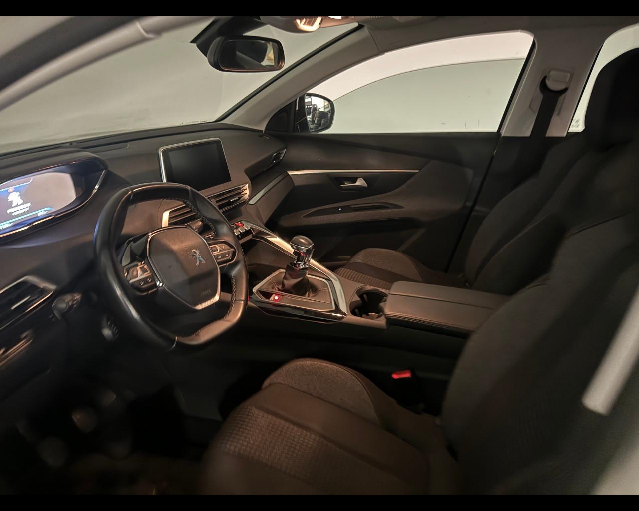 PEUGEOT 3008 2ª serie - 3008 BlueHDi 130 S&S Business
