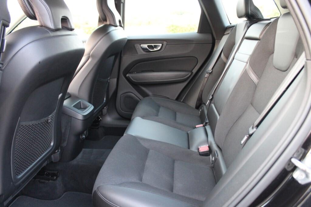 VOLVO XC60 2.0 D4 190cv *FULL LED *PELLE