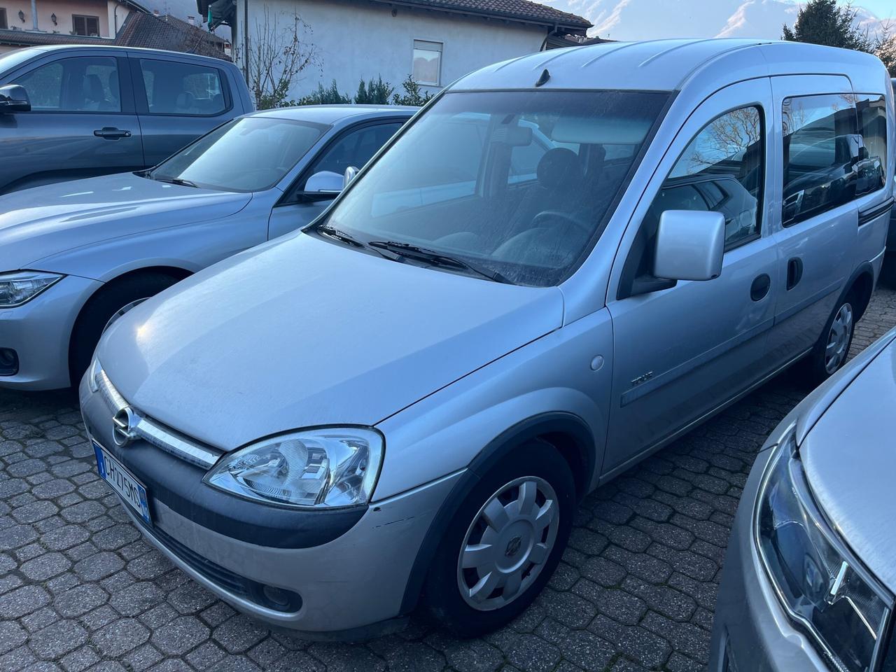 Opel Combo 1.7 CDTI 5p. Tour