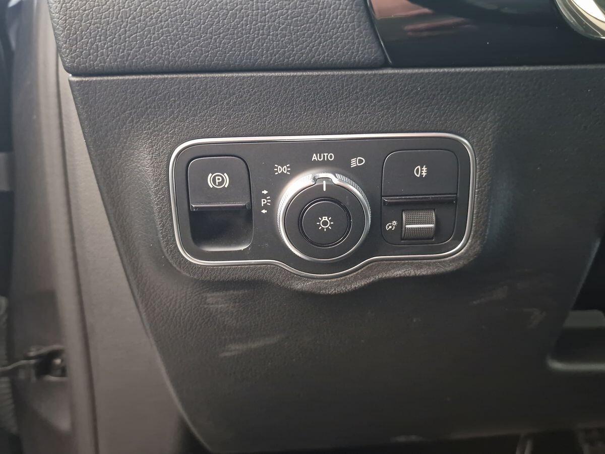 MERCEDES CLASSE B 180 D 1.5 PREMIUM
