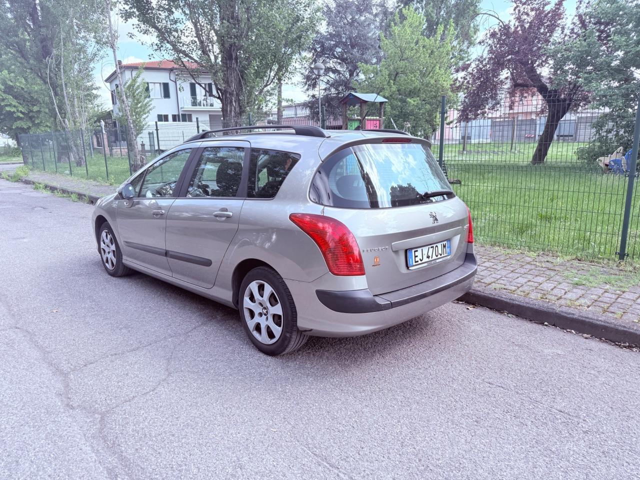 Peugeot 308 1.6 DIESEL- 140 MILA KM !!!! UNICO PROP!!!