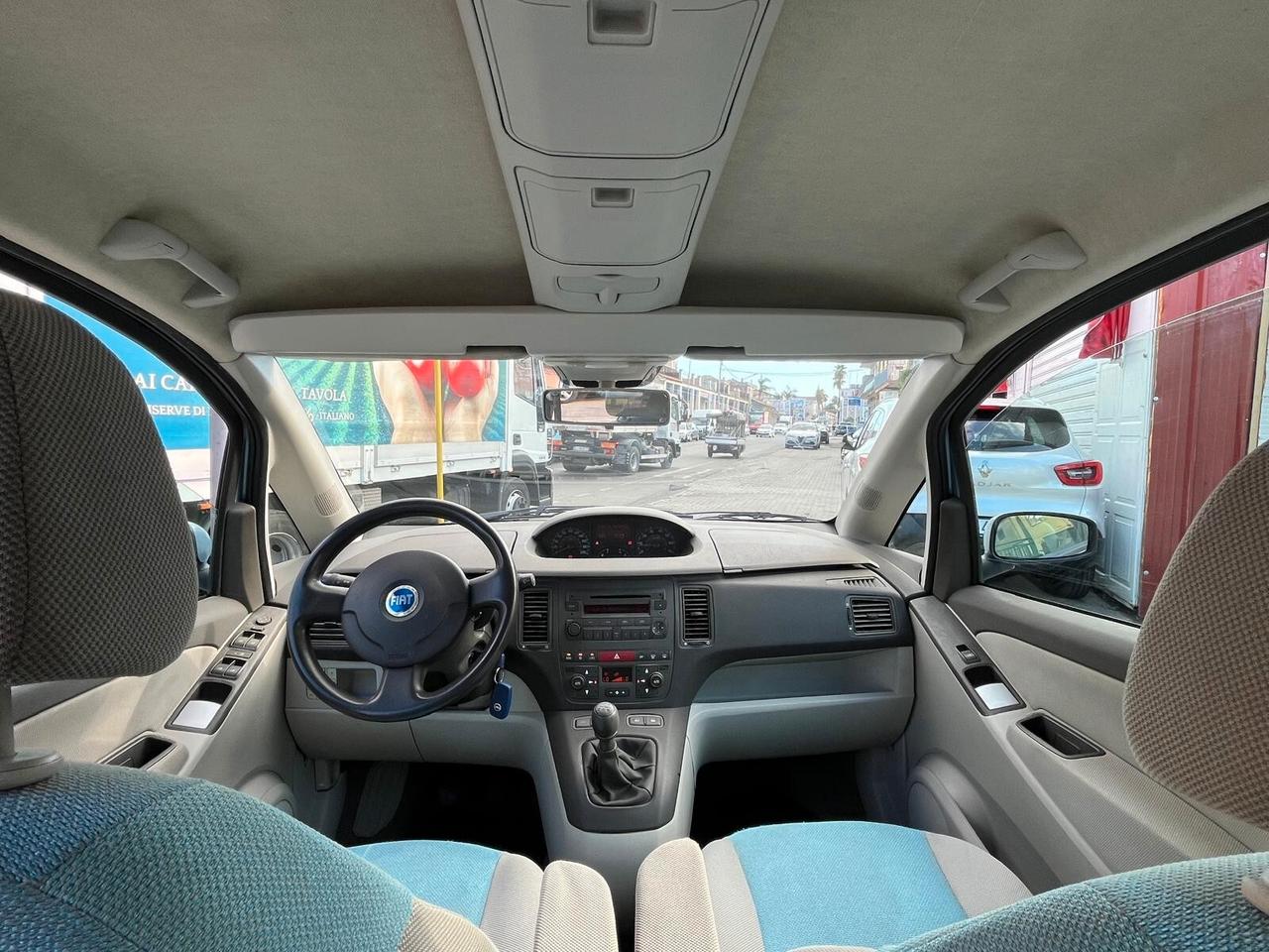 Fiat Idea 1.4 16V Emotion