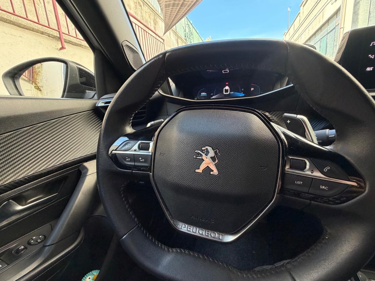 Peugeot 2008 ALLURE