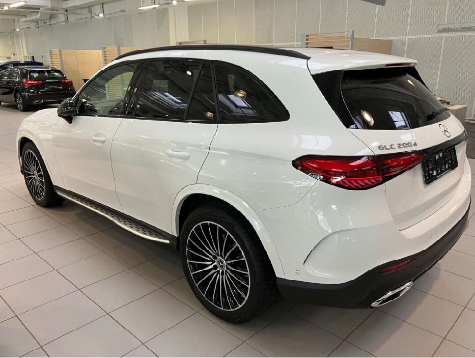 MERCEDES GLC 200D 4MATIC 163CV AMG *2025