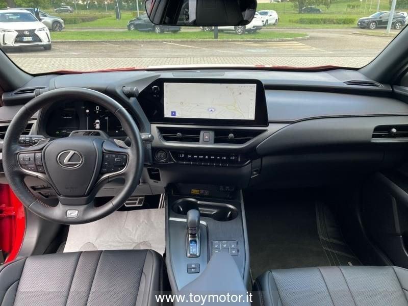 Lexus UX 300h 4WD F-Sport
