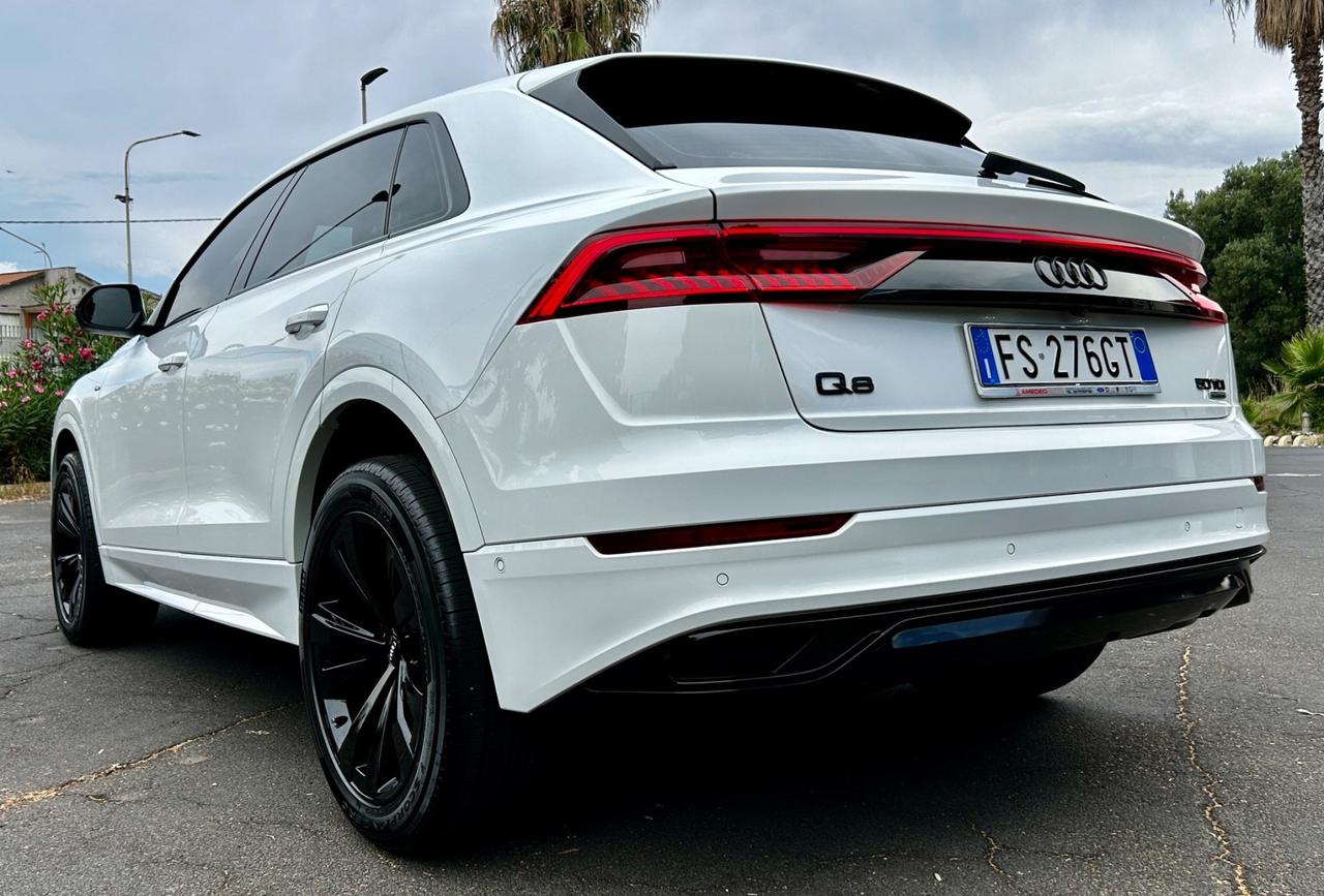 Audi Q8 50 TDI 286 CV quattro tiptronic Sport