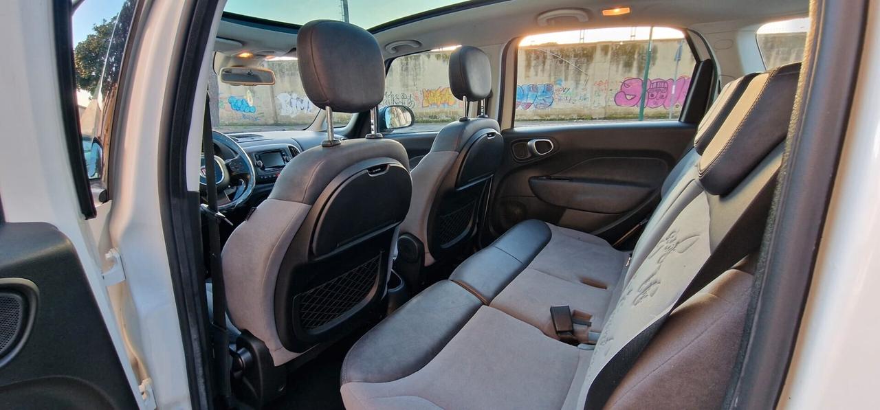 Fiat 500L 1.6 Multijet 120 CV Lounge Panoramic Edition