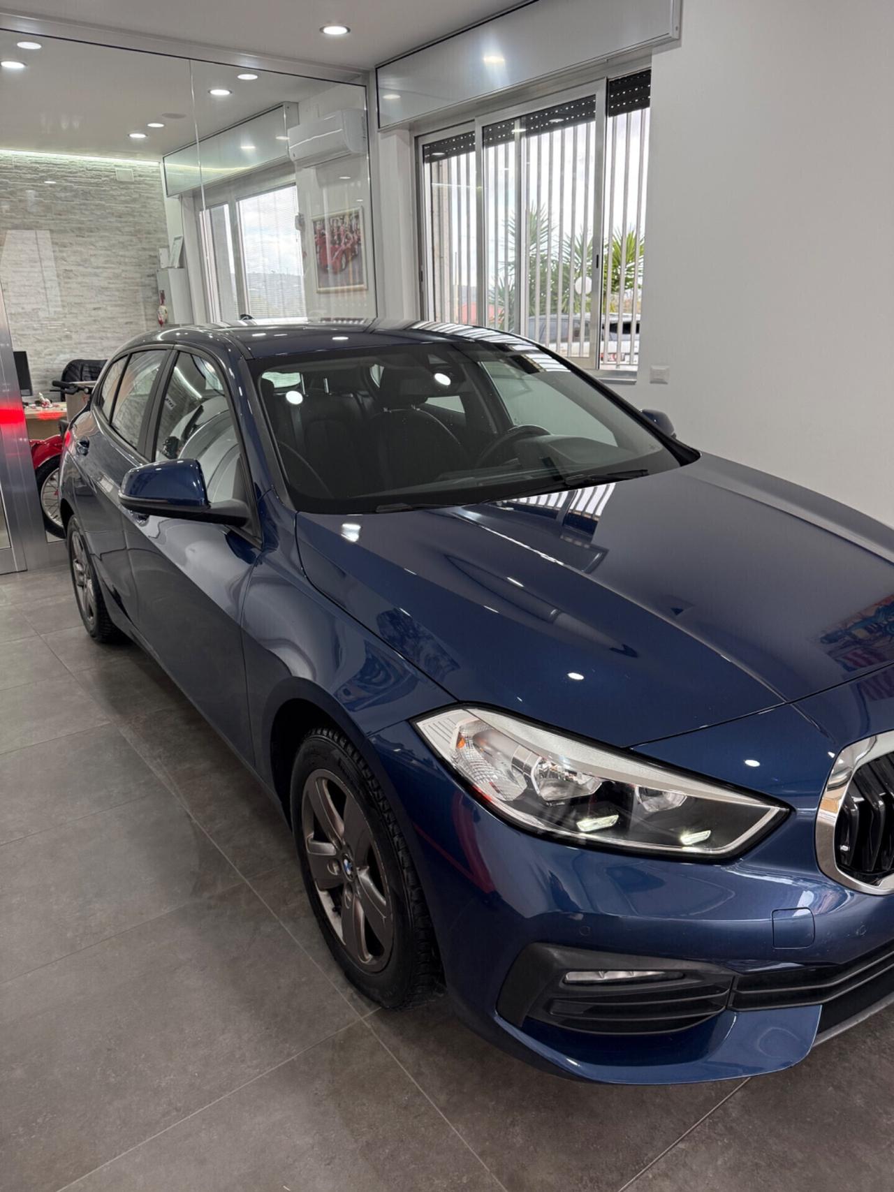 Bmw 116 116d 5p. Sport uni proprietario 15-10- 2020