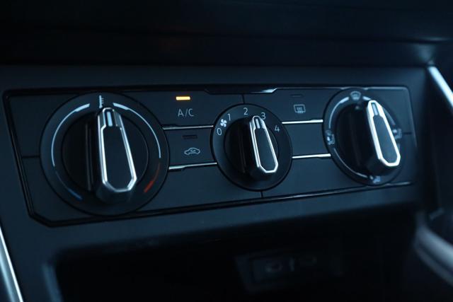 VOLKSWAGEN Taigo 1.0 TSI 110 CV DSG Life