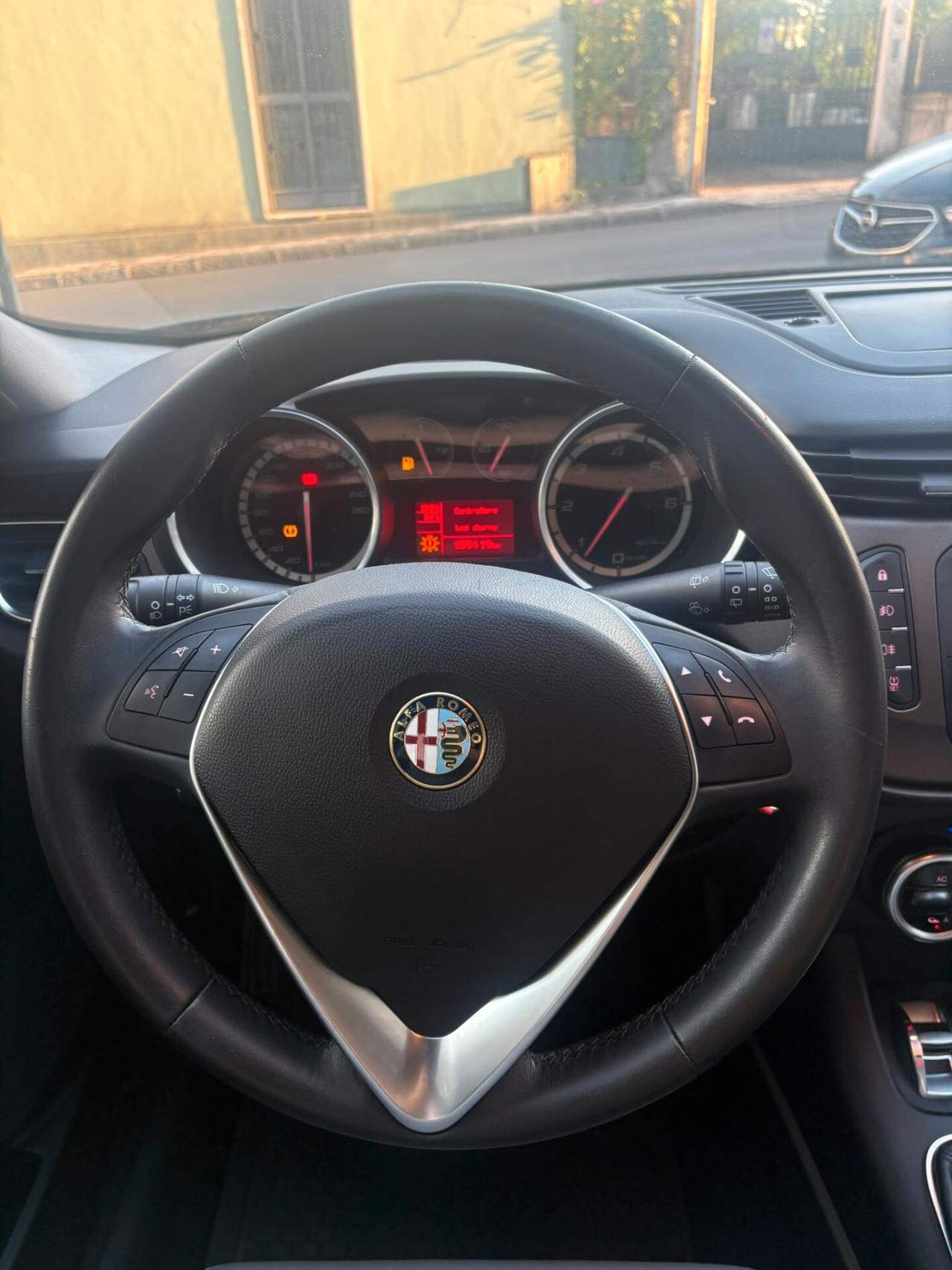 Alfa Romeo Giulietta 1.6 JTDm-2 105 CV Exclusive