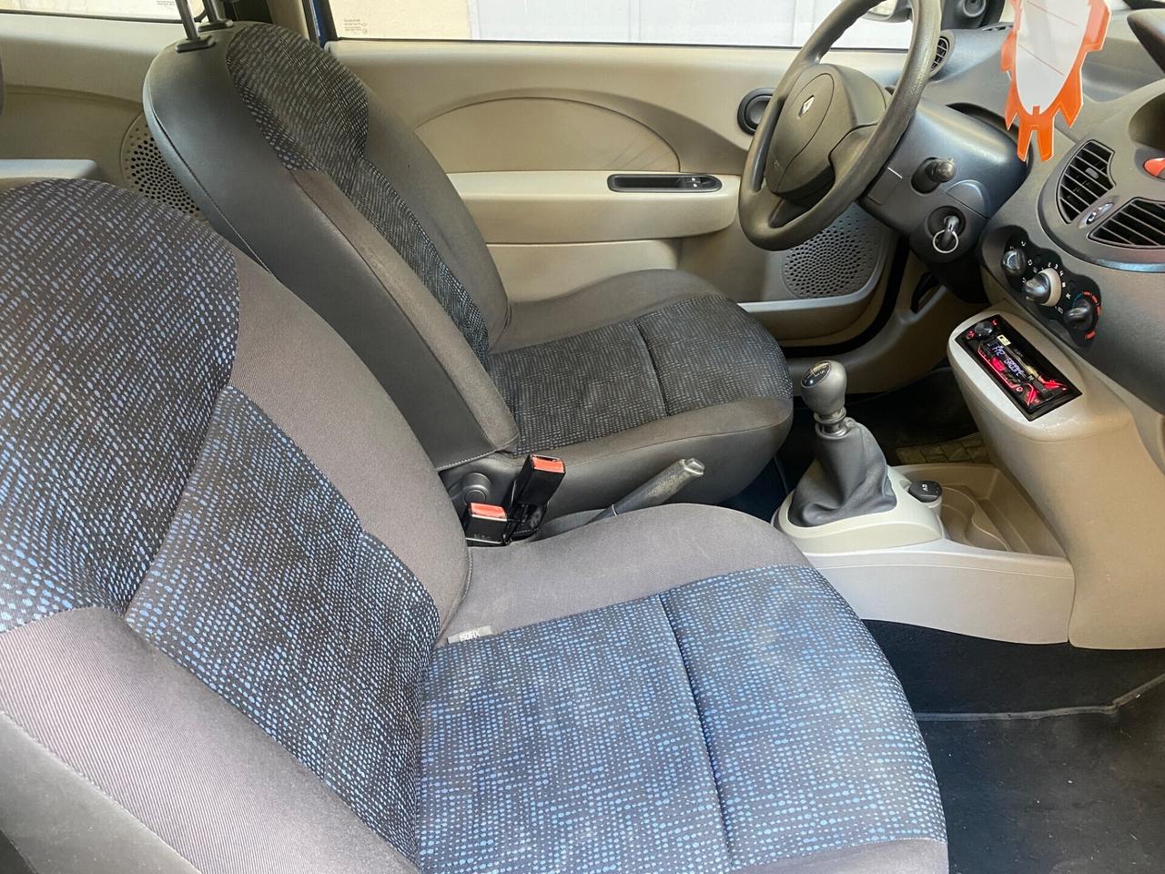 Renault Twingo 1.2 8V Dynamique