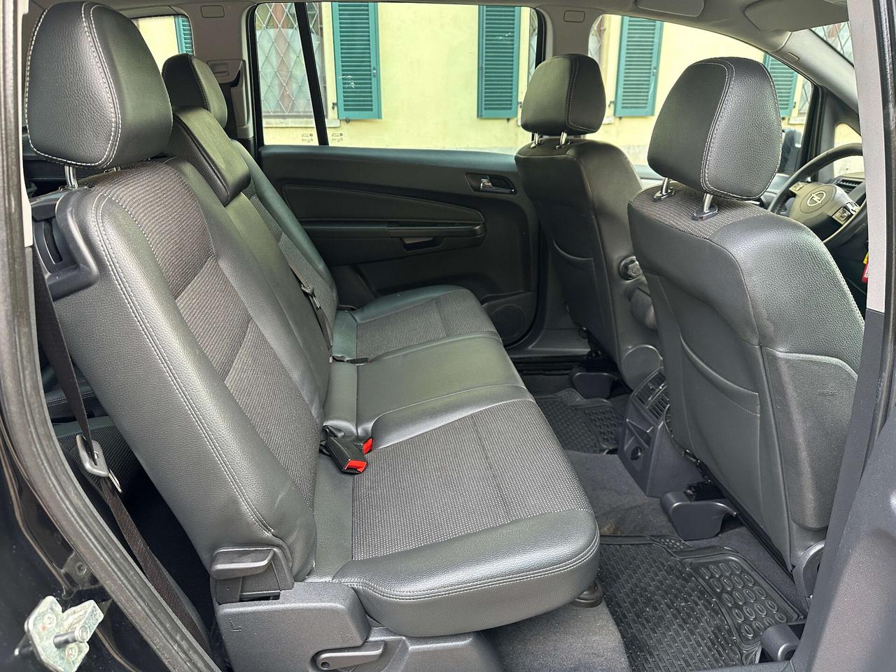 Opel Zafira 1.6 16V ecoM 150CV Turbo Cosmo - Metano - 7 posti - Motore con 180.000 km