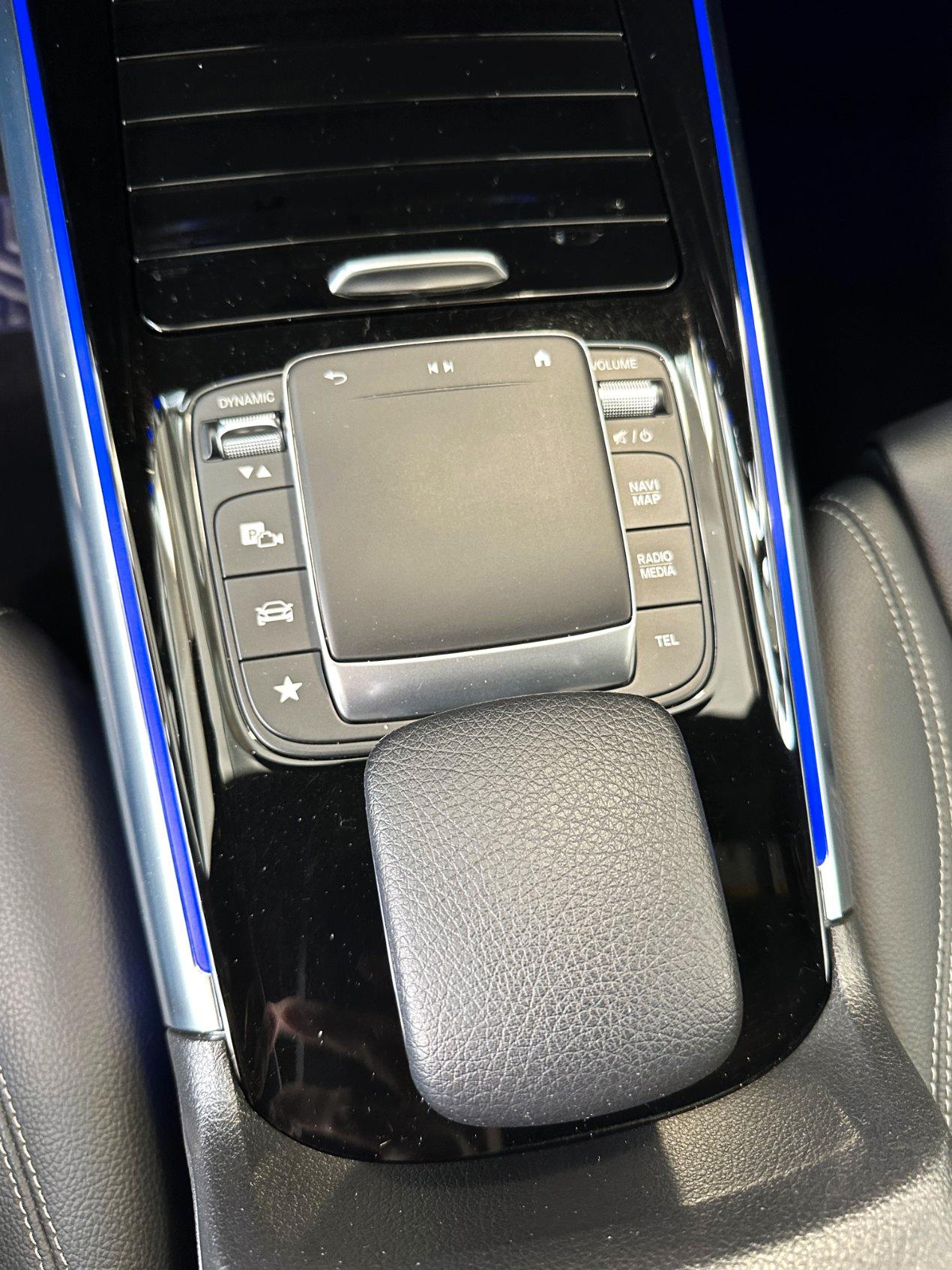 Mercedes GLA 200 d Sport Plus auto-LED-18"-Camera-Carplay-IVA