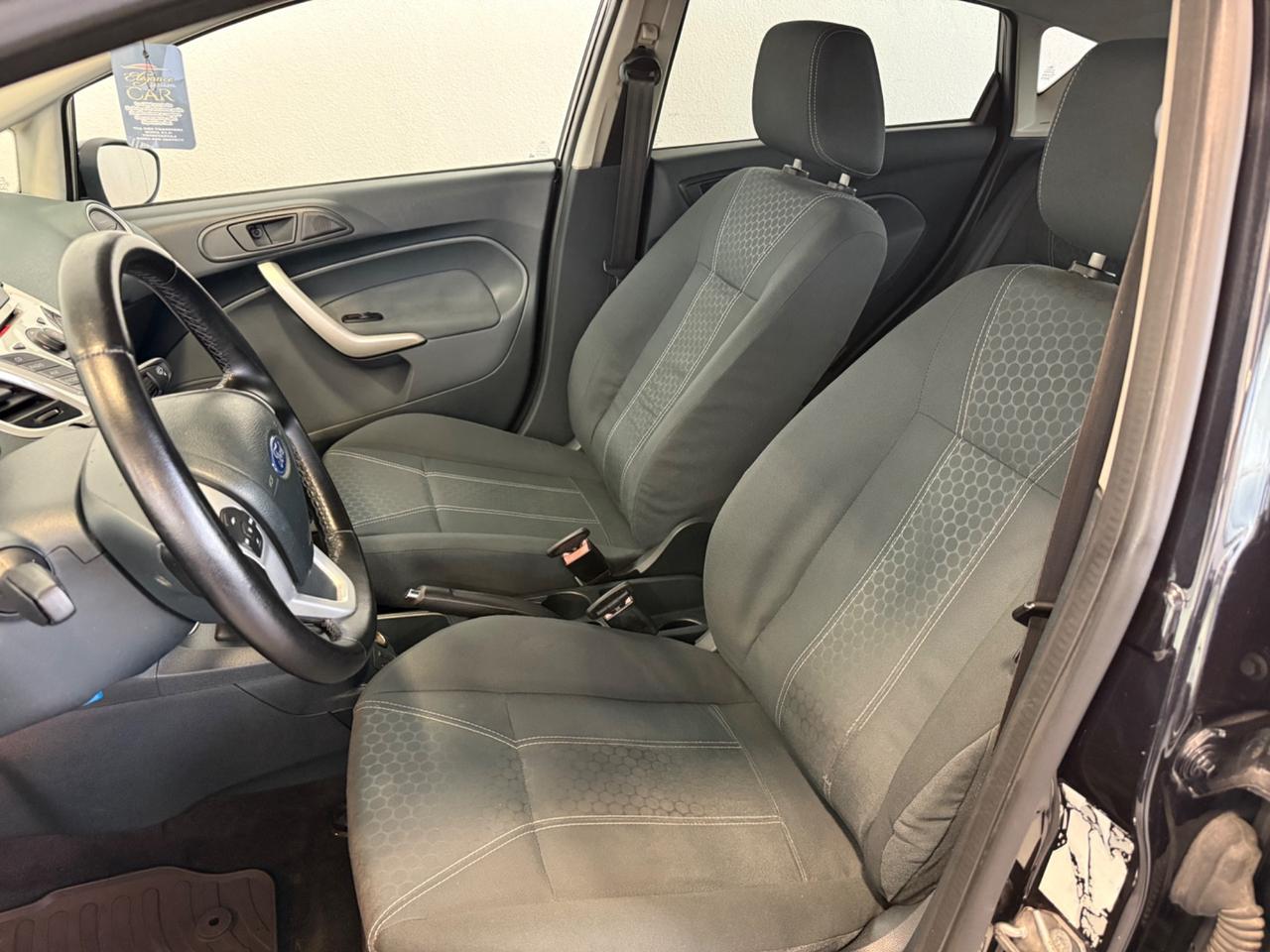 Ford Fiesta 1.4 TDCi 5p. Titanium