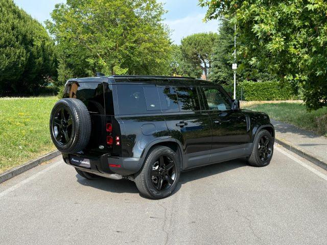 LAND ROVER Defender 110 3.0D I6 200 CV AWD Auto SE TOTAL BLACK IVA ESP