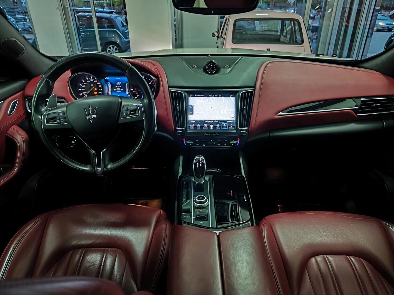 Maserati Levante V6 Diesel 275 CV AWD Gransport CERTIFICATA