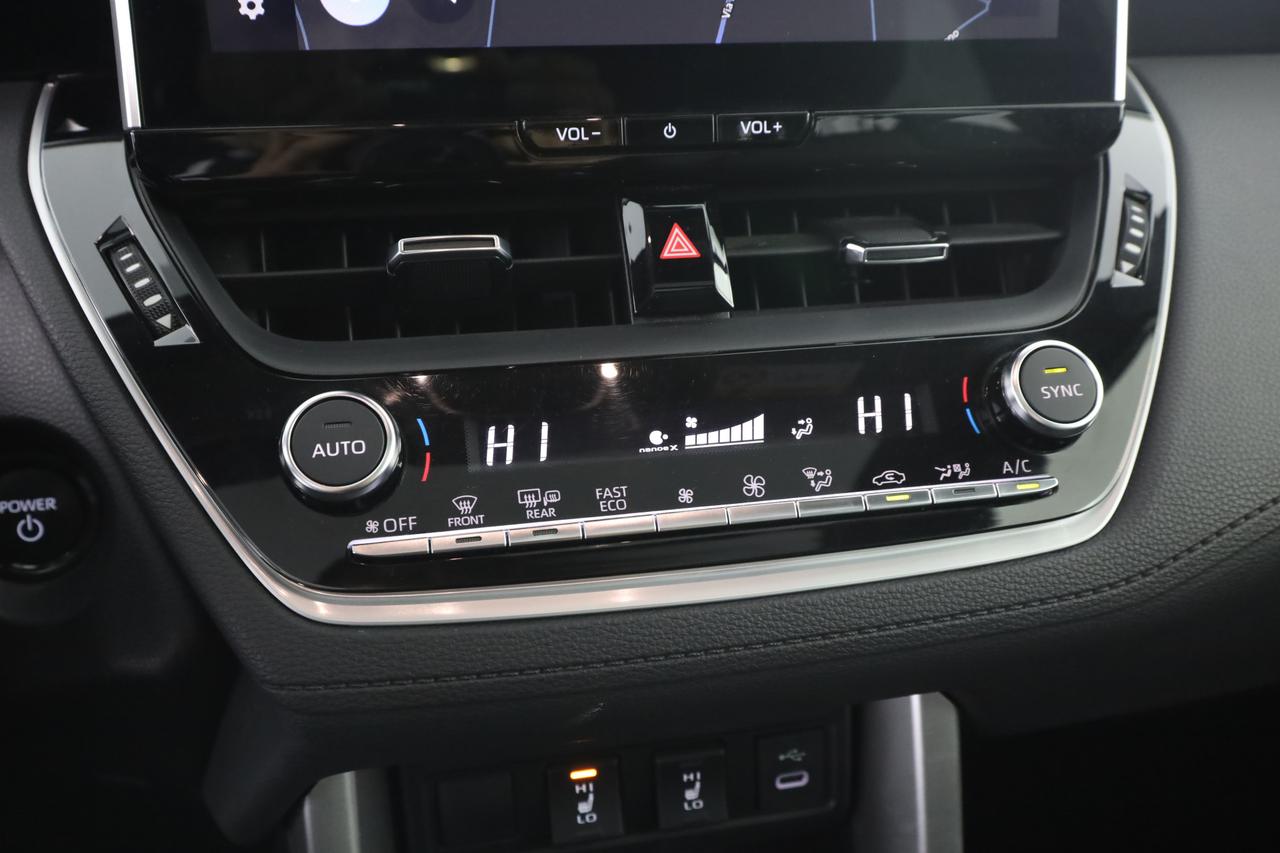 TOYOTA Corolla Cross 2.0 Hybrid 197 CV E-CVT Lounge