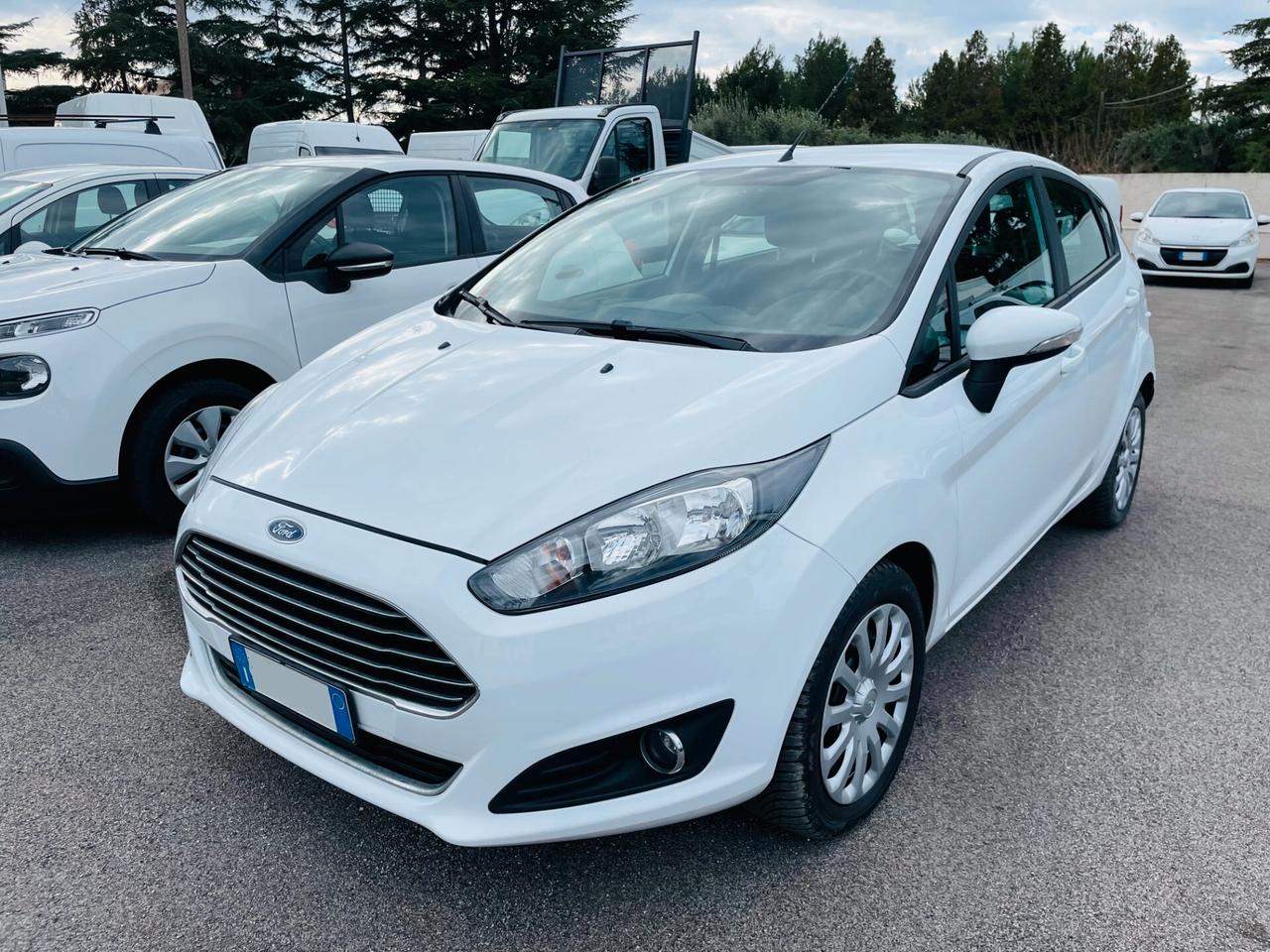 Ford Fiesta 1.5 TDCi 75CV 5 porte N1 4 posti per Neopatentati