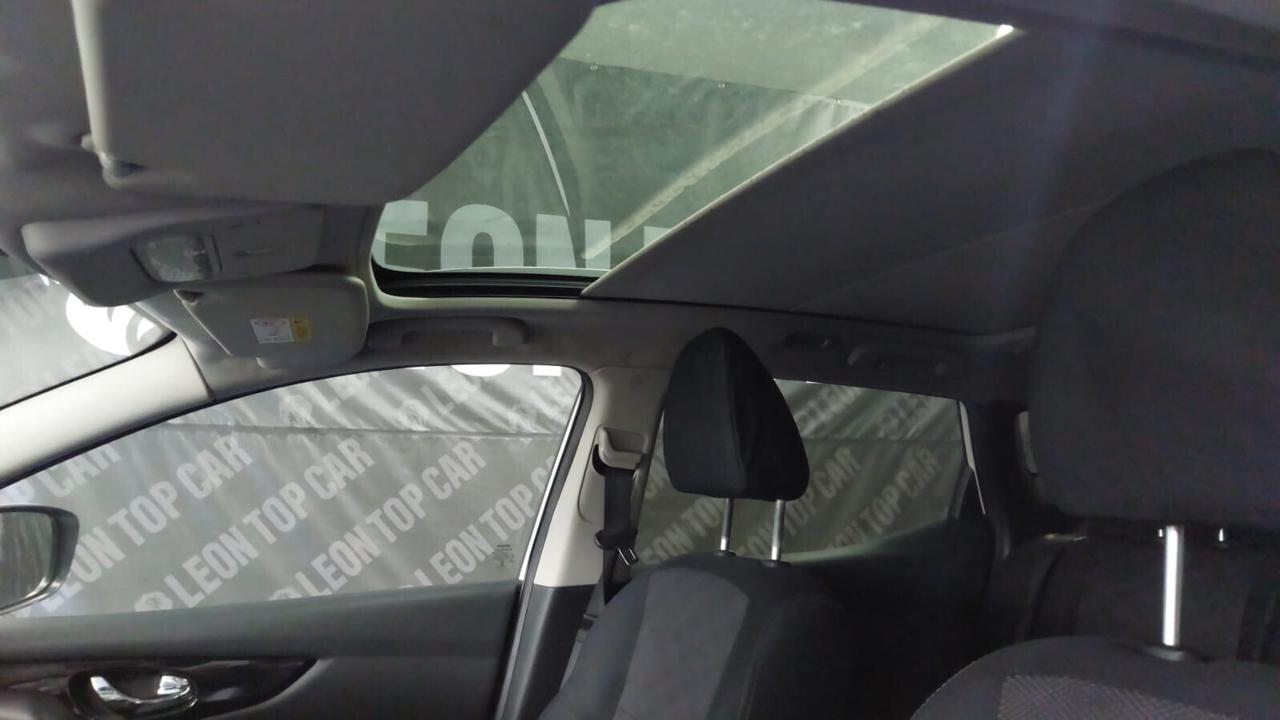 Nissan Qashqai 1.5 dCi tetto in vetro full