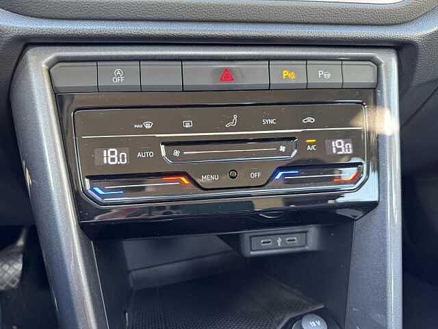Volkswagen T-Roc 1.0TSI 110CV Style - NEOPATENTATI -