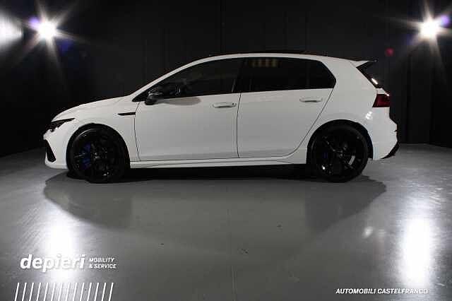Volkswagen Golf R 2.0 TSI R DSG 4Motion Akrapovic