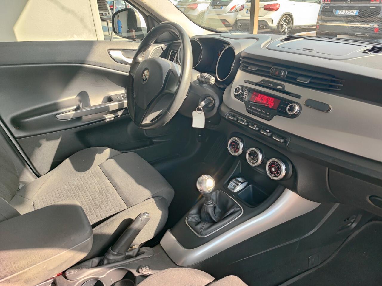 Alfa Romeo Giulietta 1.6 JTDm-2 105 CV Distinctive