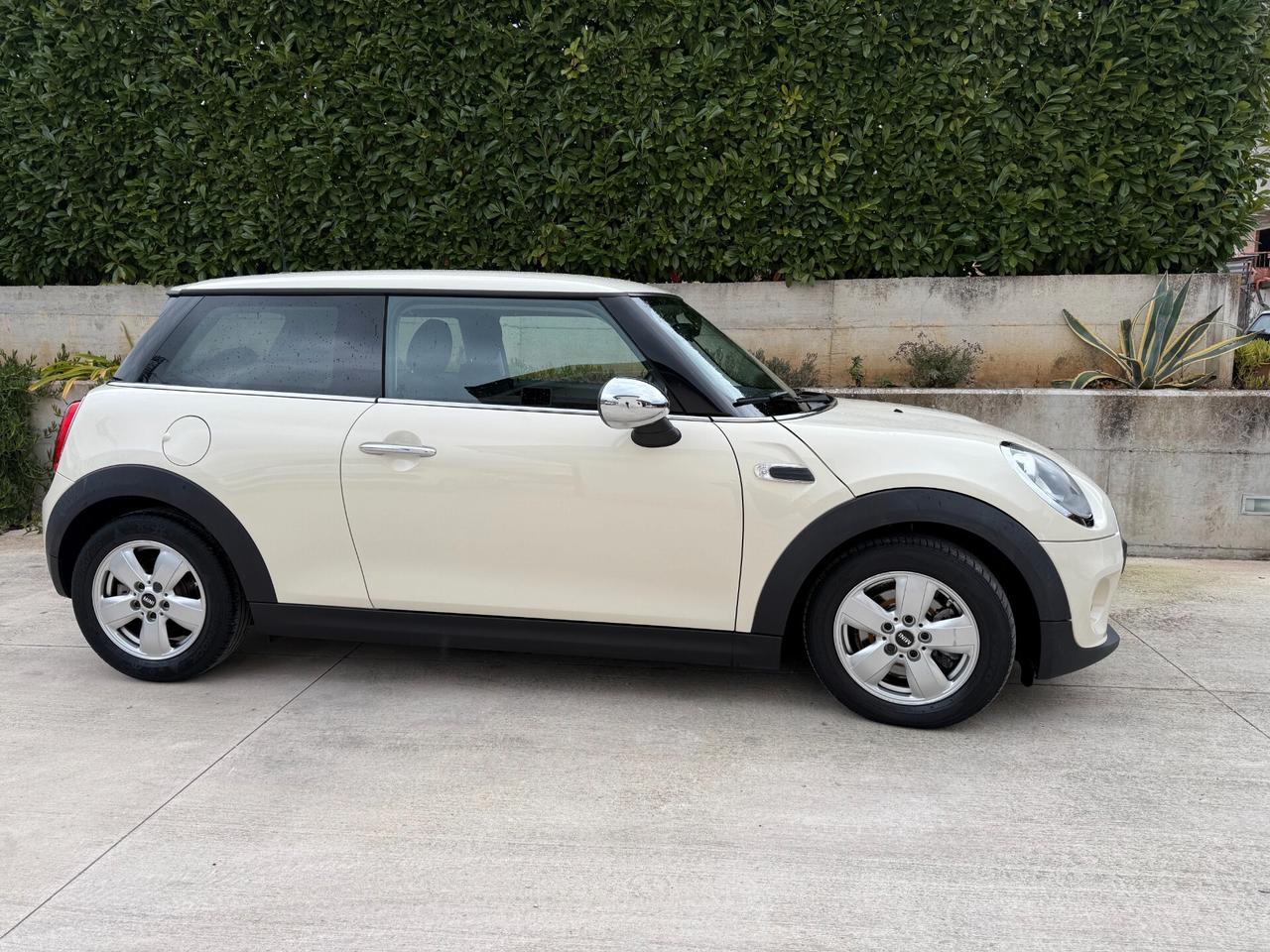 Mini Cooper 1.5 One Business Diesel 95 CV (E6)