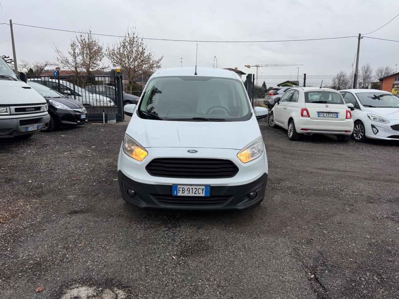 Ford Transit Courier 1.5 TDCi 75CV Van Entry