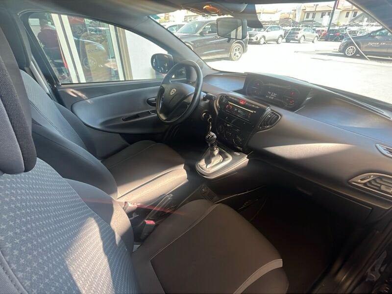 Lancia Ypsilon 1.2 69cv Platinum