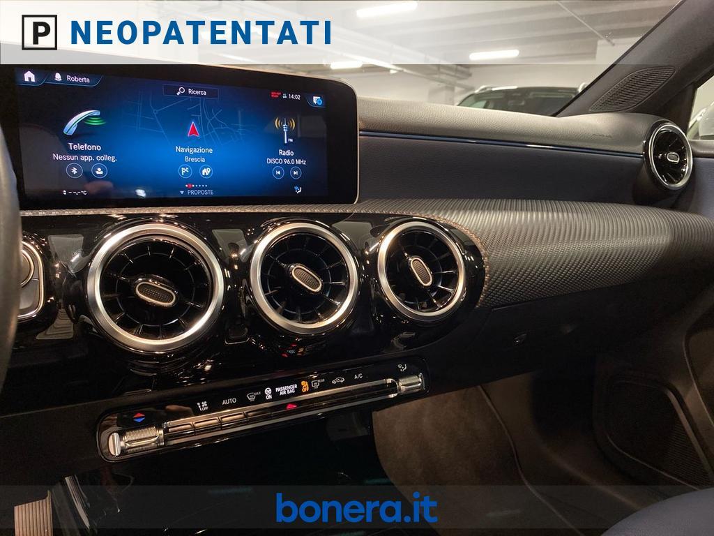 Mercedes Classe A 180 180 D Business 8G-DCT