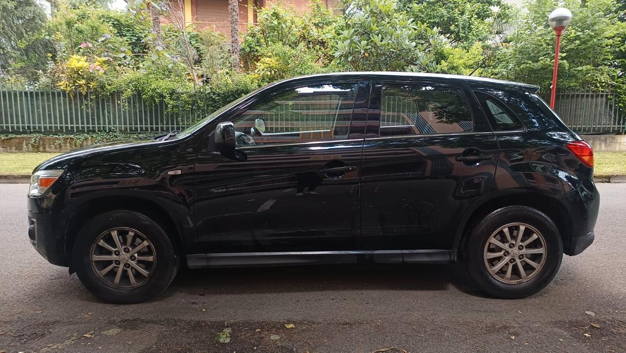 Mitsubishi ASX 1.6 DI-D 114 CV 4WD Instyle Panoramic
