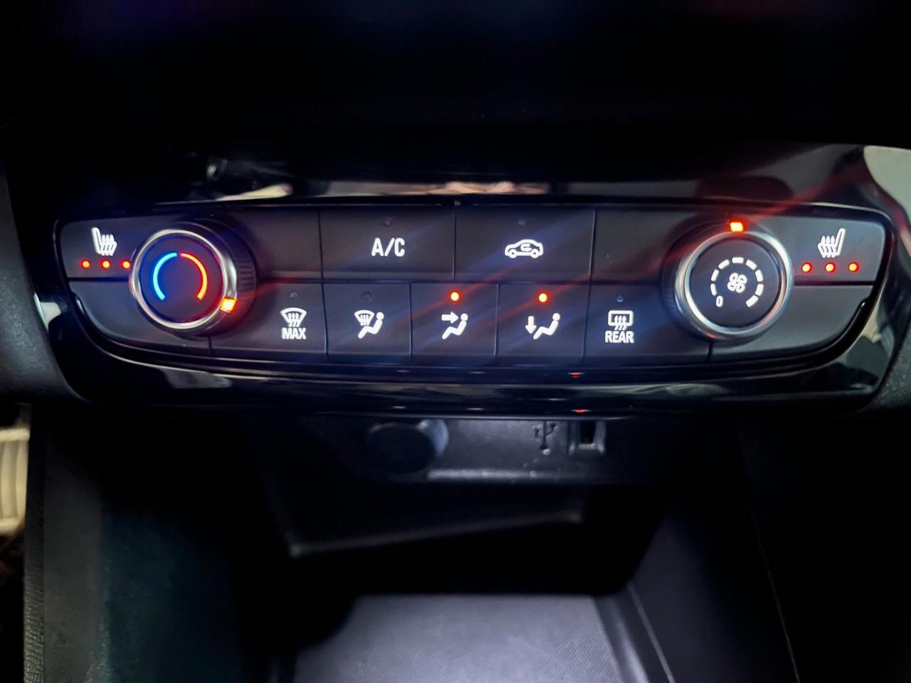 OPEL CORSA 1.2 i 16V 5 Porte DESIGN NAVIGATORE OK NEOPATENTATI