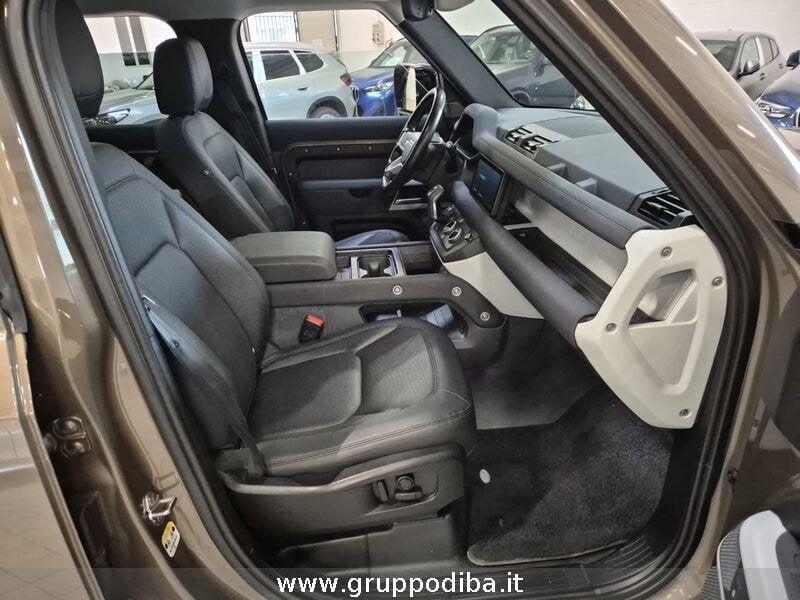 Land Rover Defender VII 2020 110 Diesel 110 3.0d i6 mhev SE awd 200cv auto