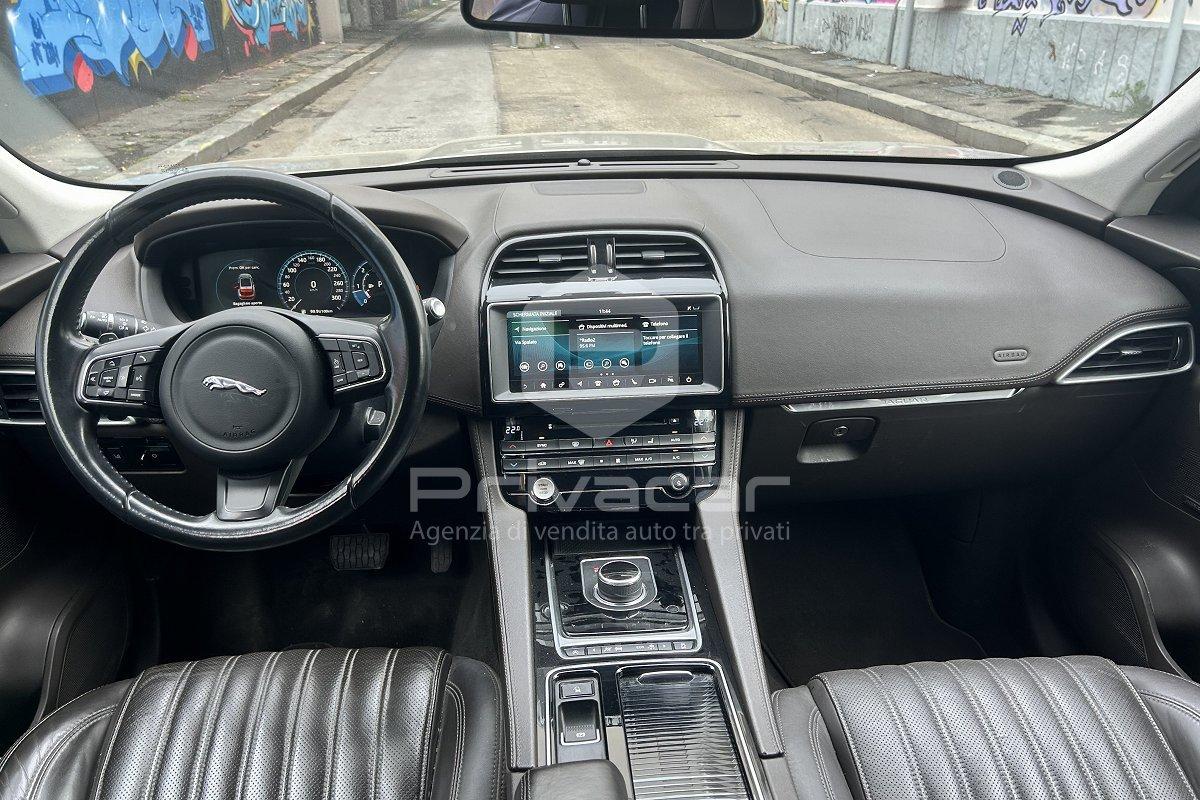JAGUAR F-Pace 2.0 D 180 CV AWD aut. Portfolio