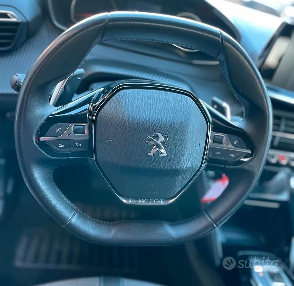 Peugeot 2008 BlueHDi 130 S&S EAT8 Allure