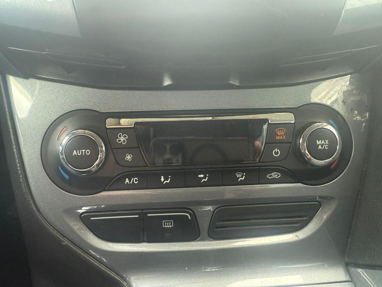 Ford Focus 1.6 TDCi 115 CV SW Titanium