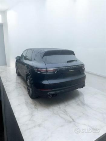 PORSCHE Cayenne 3.0 V6 E-Hybrid