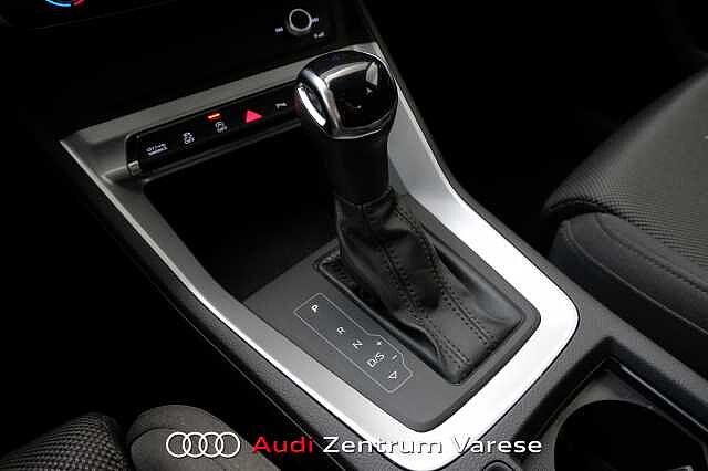 Audi Q3 35 TDI 150CV Quattro Stronic Business