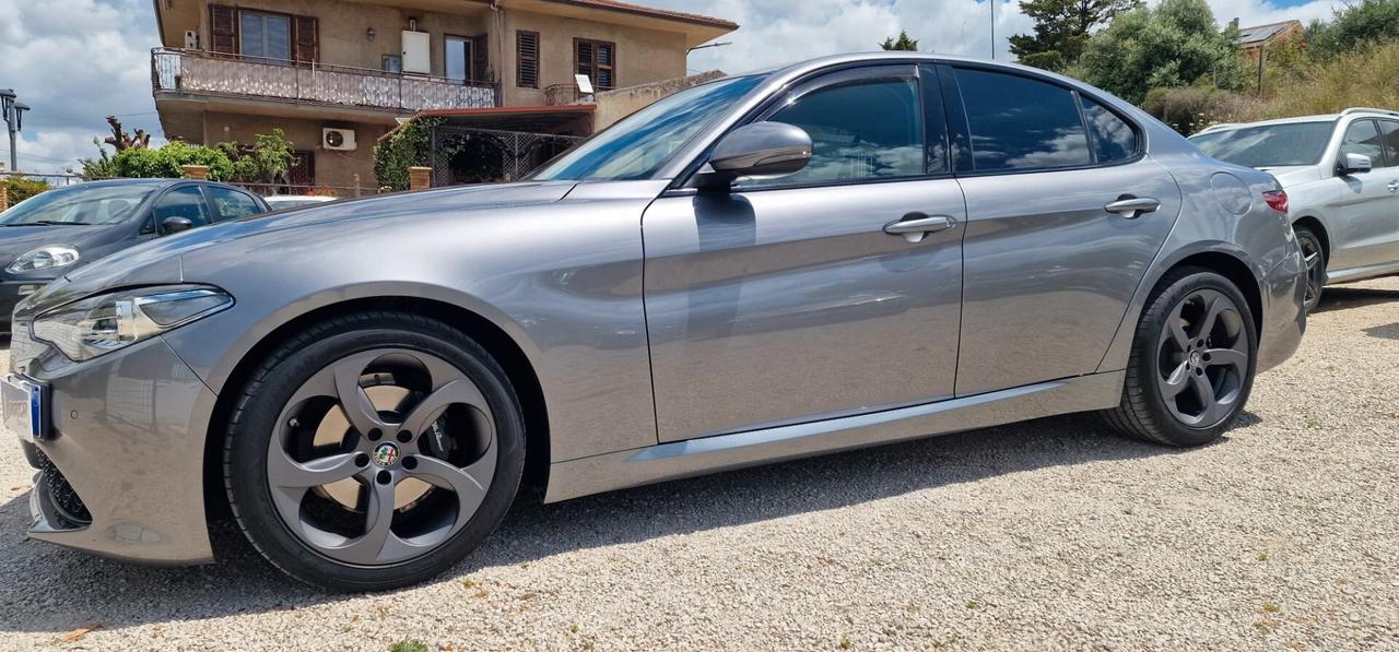 GIULIA 2.2 JTM 180 CV AT8 SPORT EDITION PAERI AL NUOVO