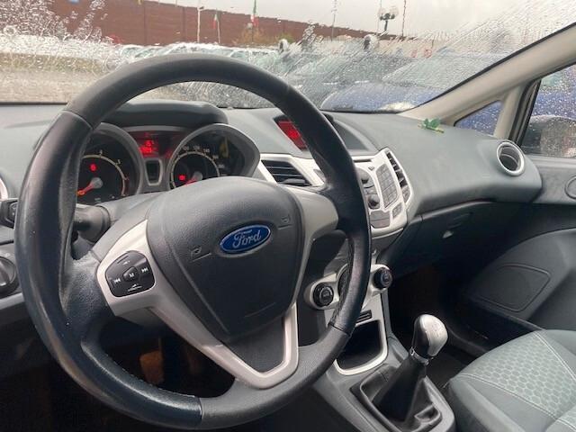 Ford Fiesta 1.4 3 porte Bz.- GPL Titanium