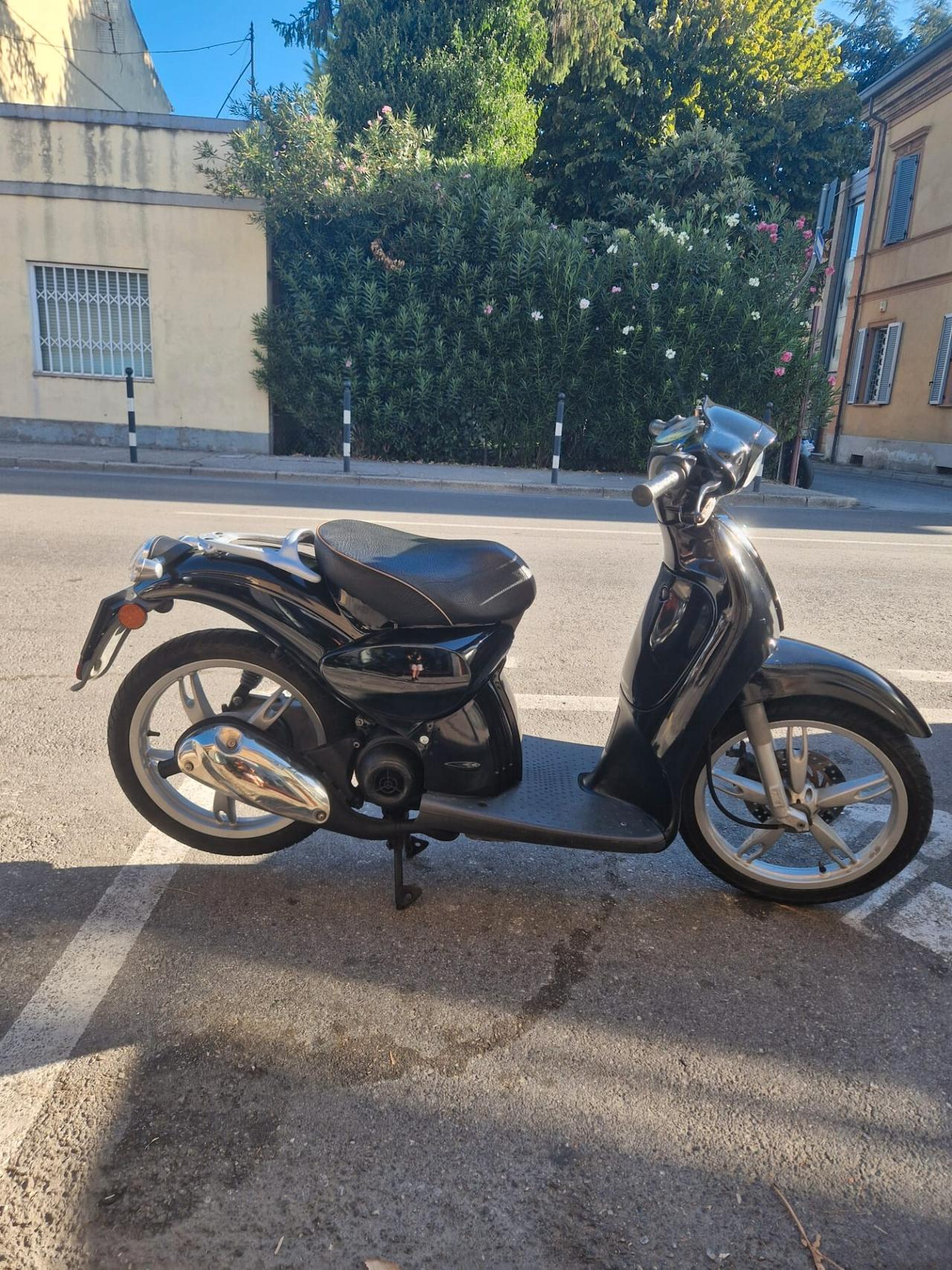 Aprilia Scarabeo Street Nero 50 2T 09/2011