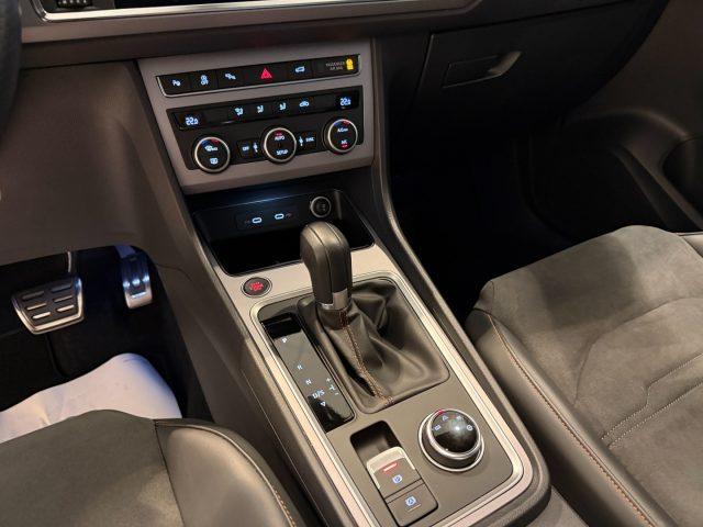 SEAT Ateca 2.0 TDI DSG FR Pano 360° DCC Navi 19"