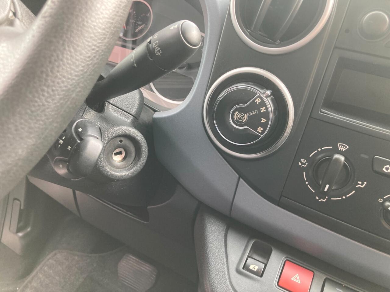 Peugeot Partner Tepee 1.6 e-HDi 92 CV S&S cambio robot. Active