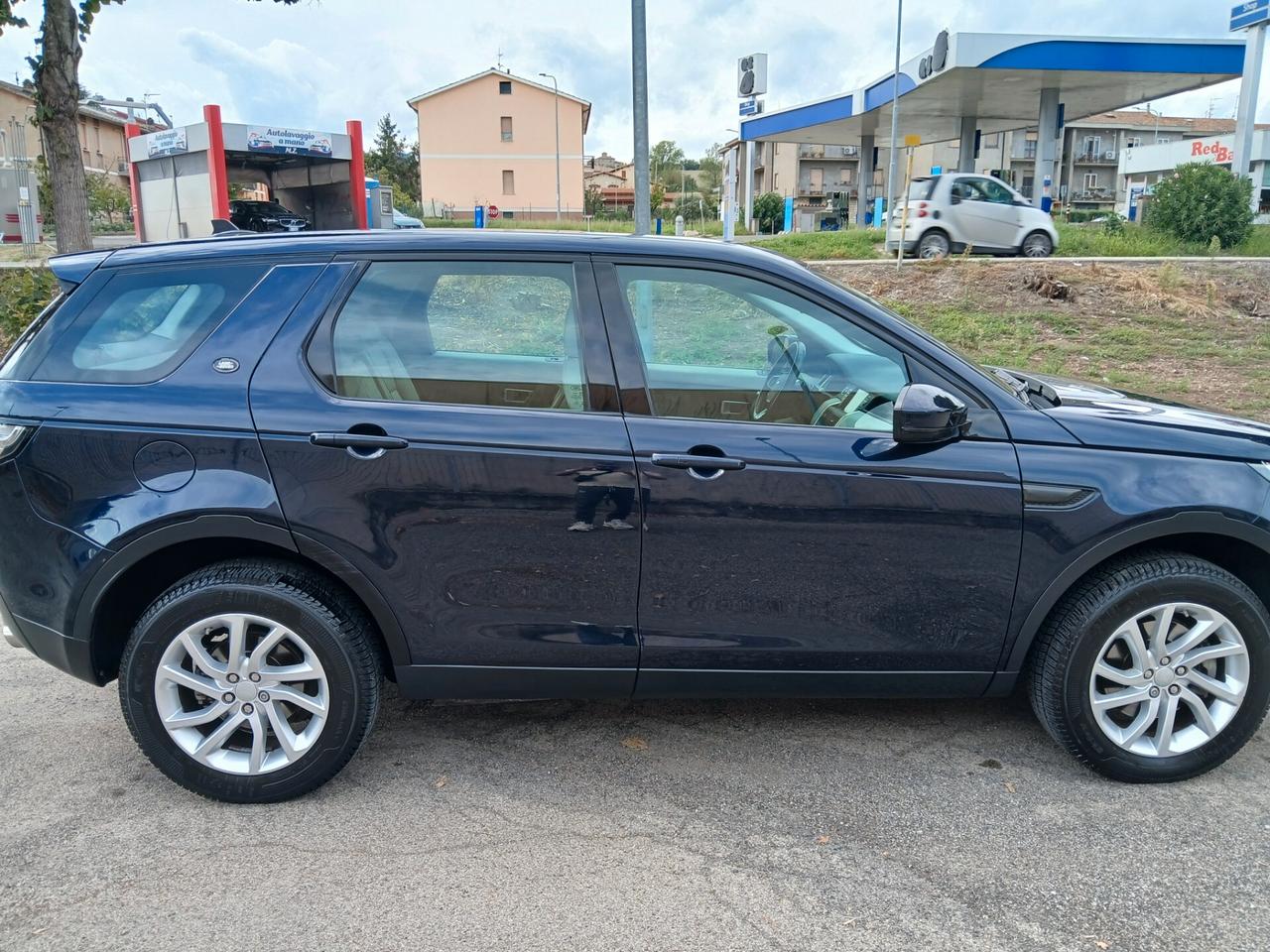 Land Rover Discovery Sport 2.0 TD4 150 CV 11600€