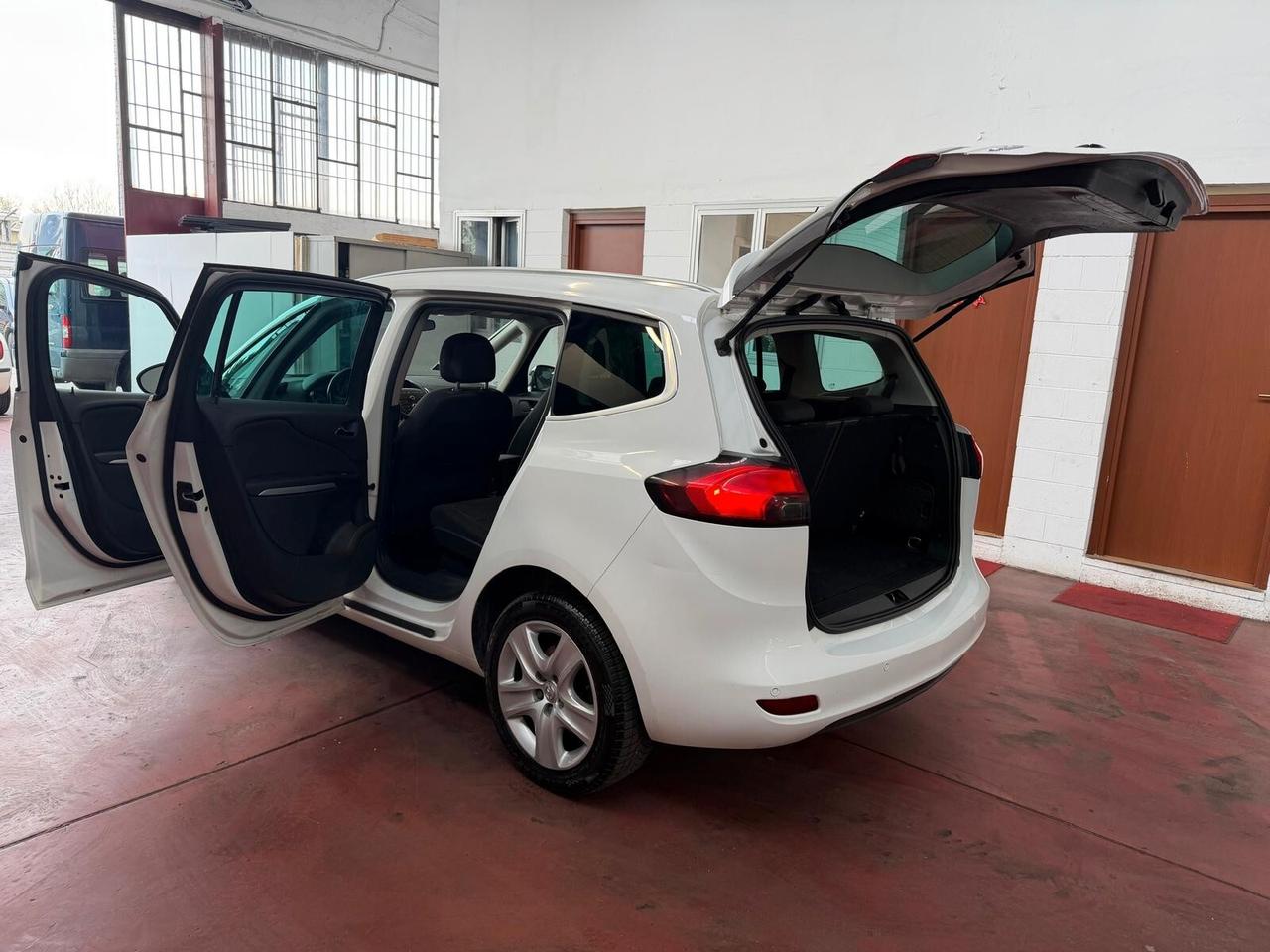 Opel Zafira Tourer 1.6 7 POSTI Turbo EcoM 150CV Cosmo