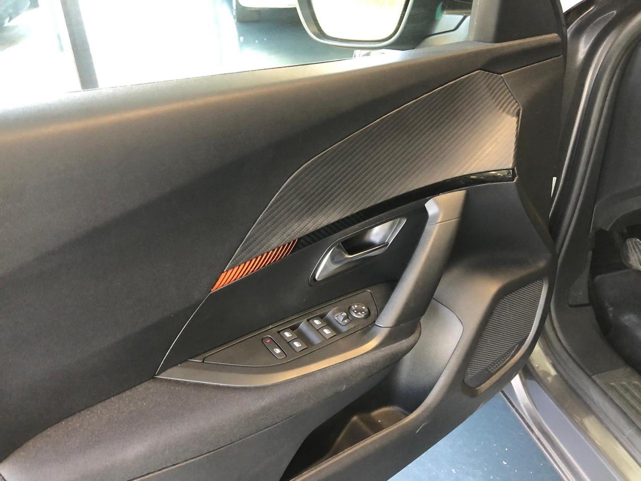 Peugeot 2008 PureTech 100 S&S Allure
