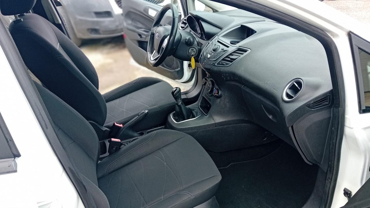 Ford fiesta 5P-1.5 tdci/75cv-full-2014