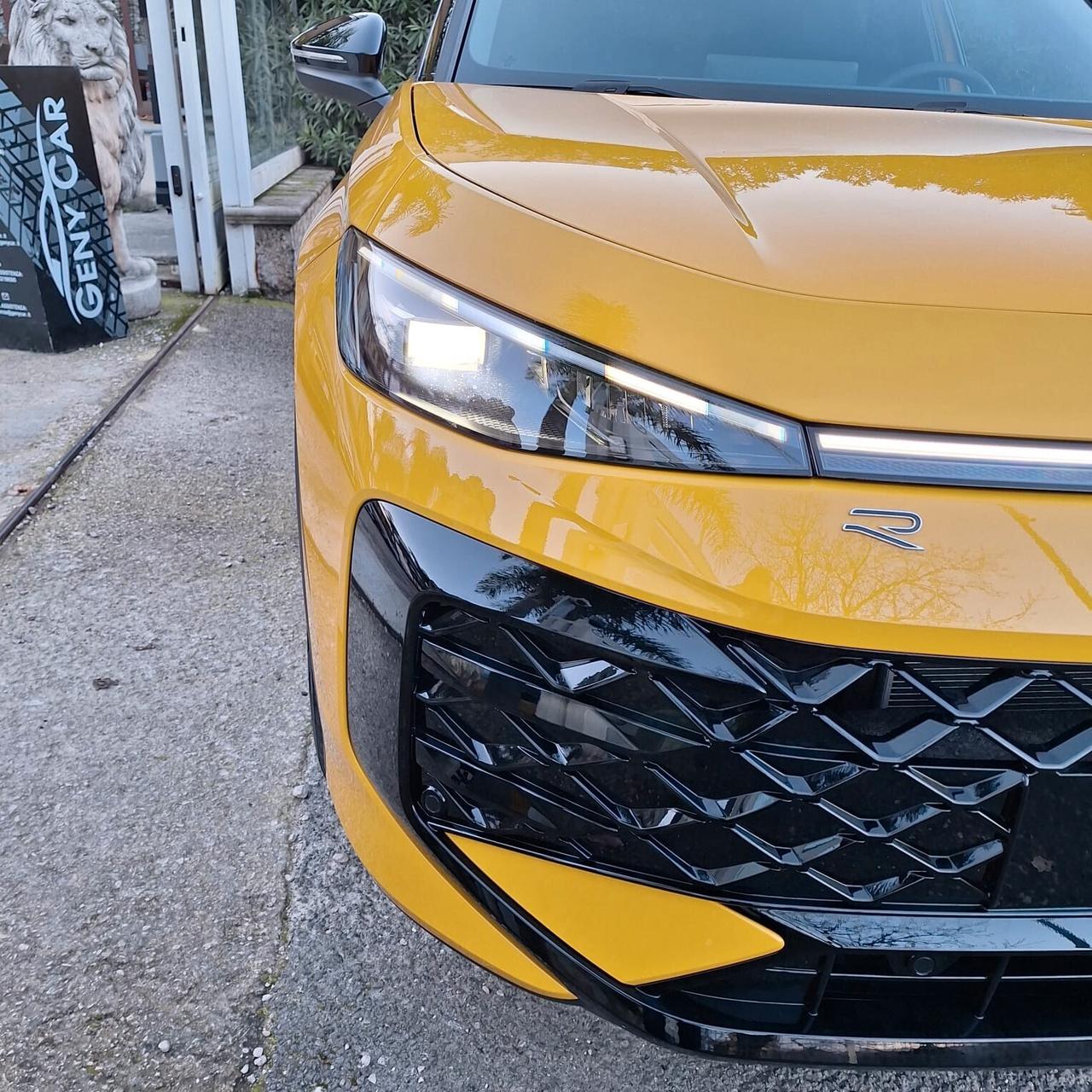 VOLKSWAGEN NEW T-ROC 1.5 eTSI R-LINE ACT 150CV DSG