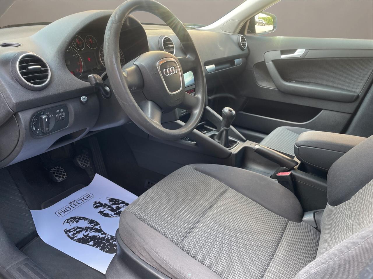 Audi A3 SPB 1.6 Ambiente